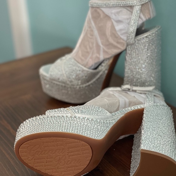 SPARKLE SHOES - Picture 3 of 4